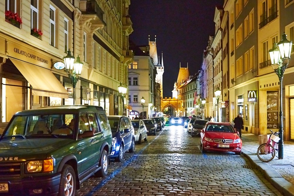 Ночная прогулка.