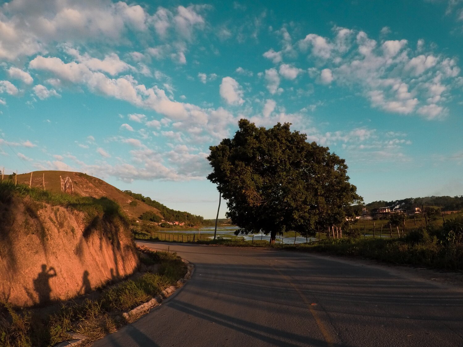 Sombras na estrada