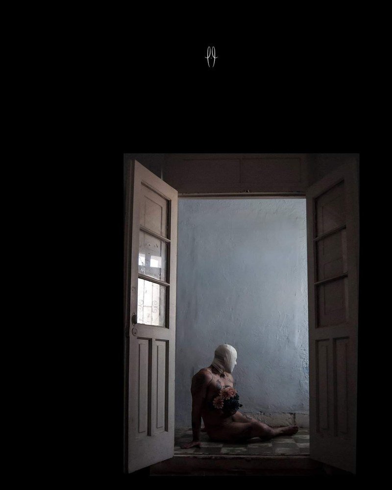 Photograph by Eduardo Gonzzob