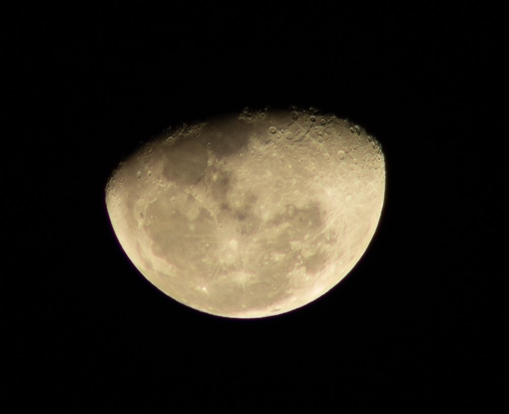 Lua, linda lua
