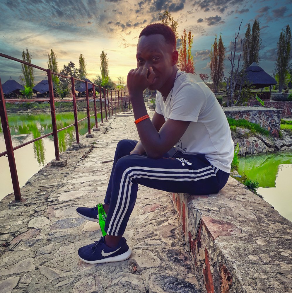 Photograph by Mike Tshishimbi