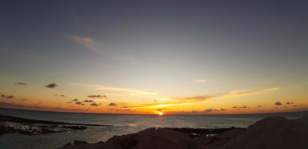 Atardecer en el mar