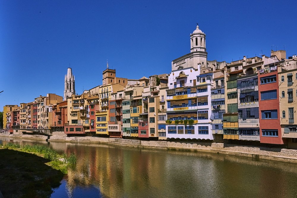 Небо Жироны