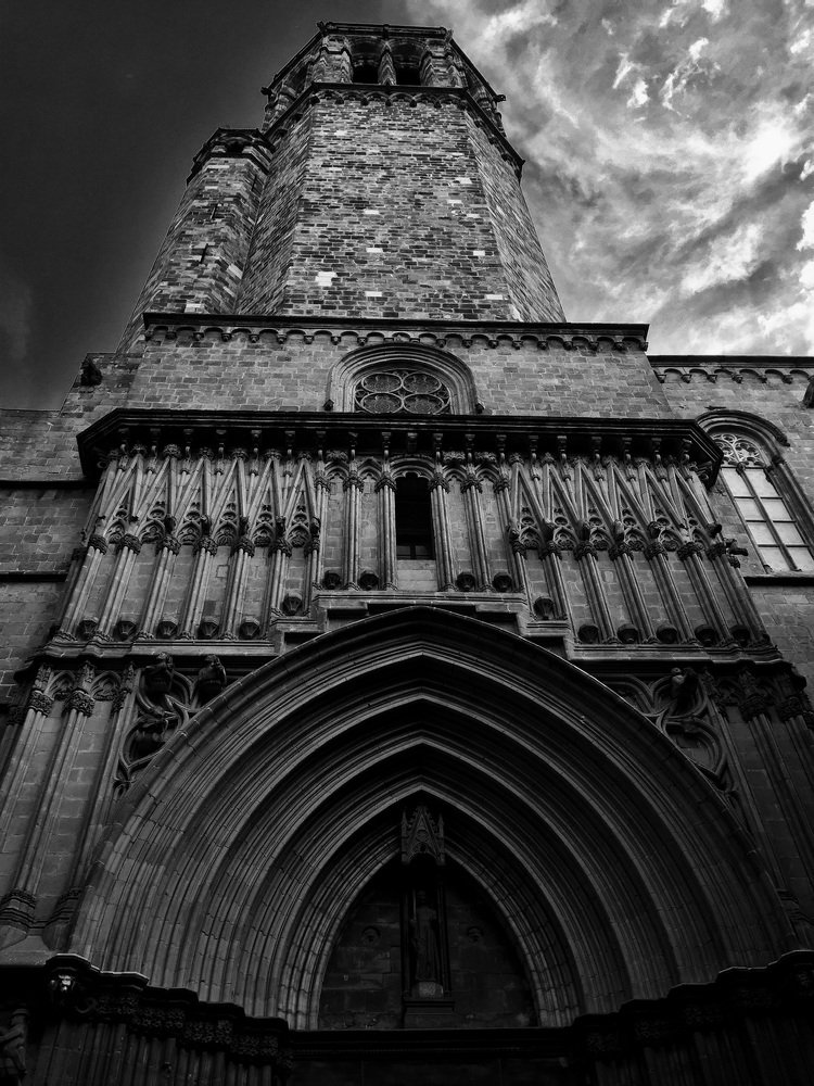 Monochrome gave the life.