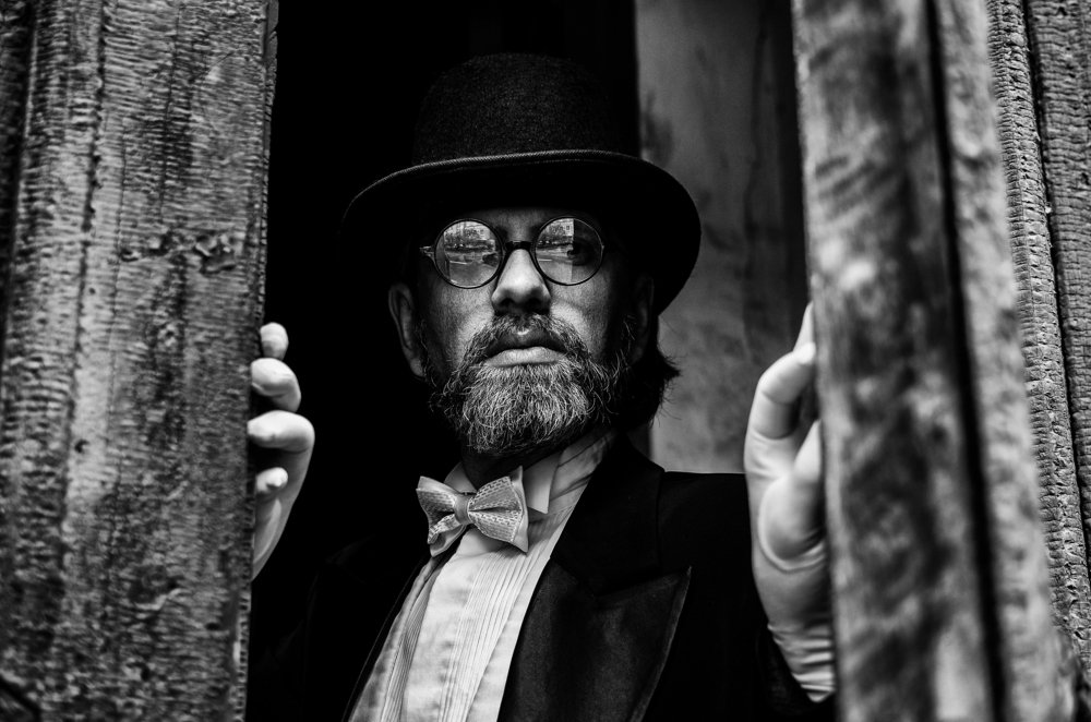 Mysterious Gentleman