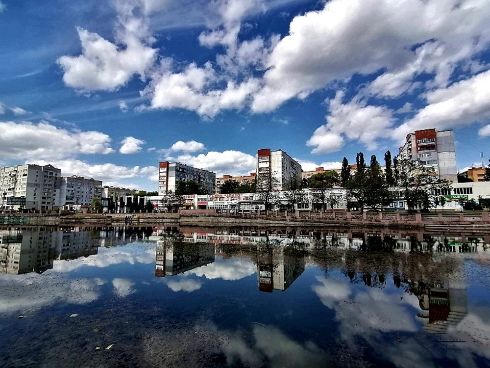 Облака над городом
