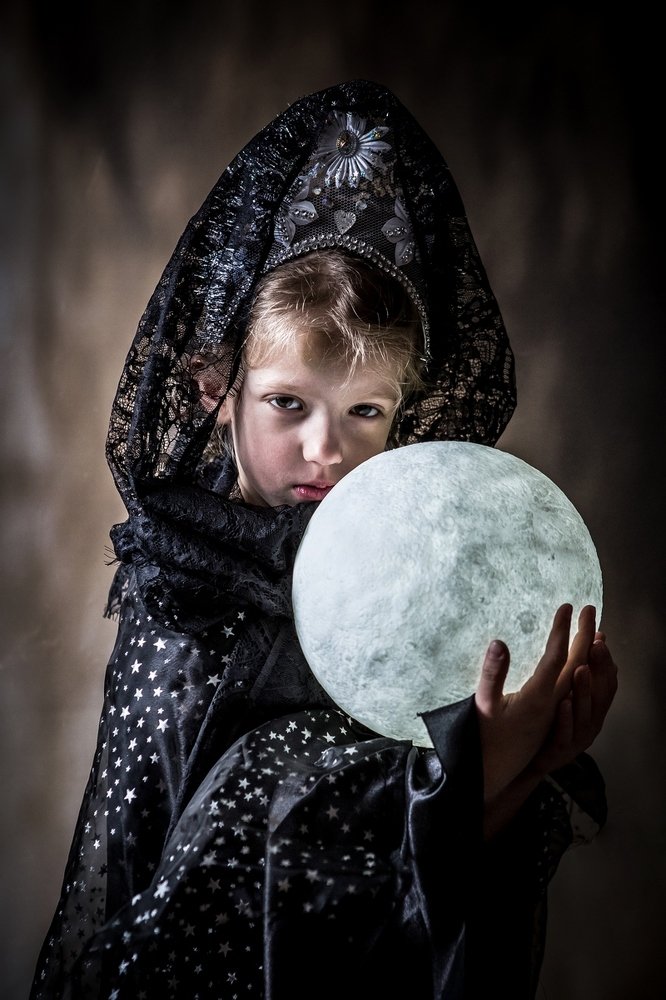 Princess of the night. Full moon