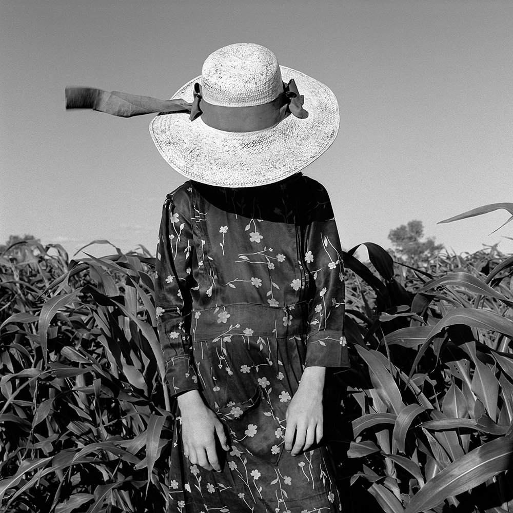 Young mennonites woman
