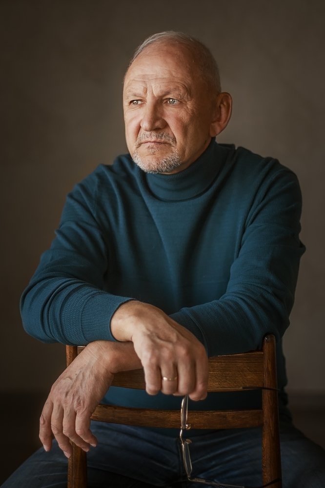 Александр.