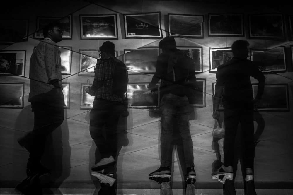 Reflection on tiles