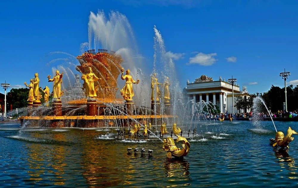 Фонтан Дружба народов.