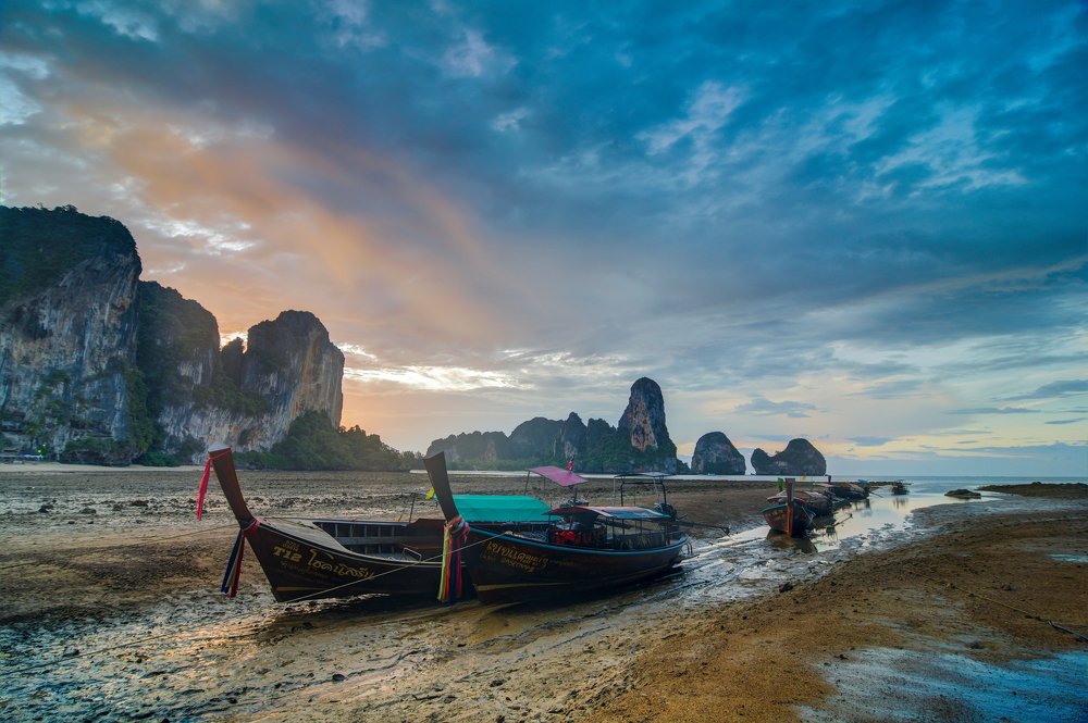 Sunset at Ton Sai Beach
