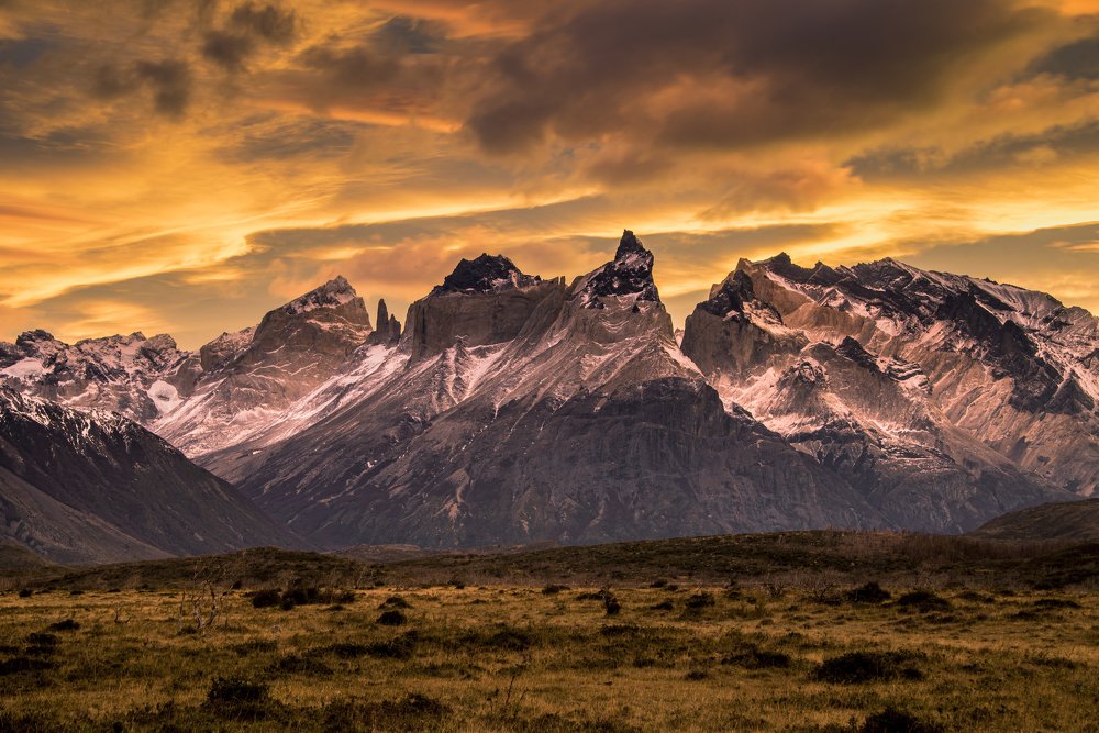 Sunrise - Torres del Paine