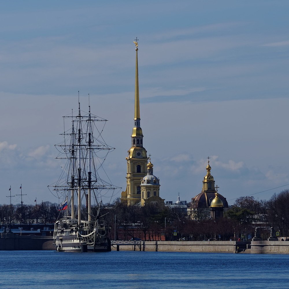 Вертикали Санкт-Петербурга.