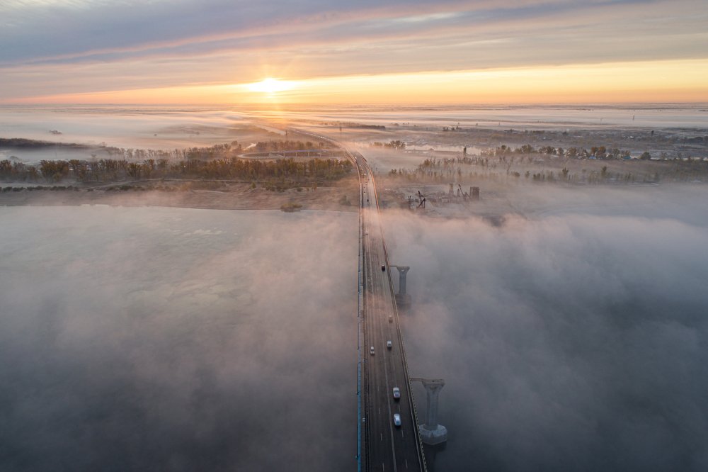 Туманный рассвет над Волгой