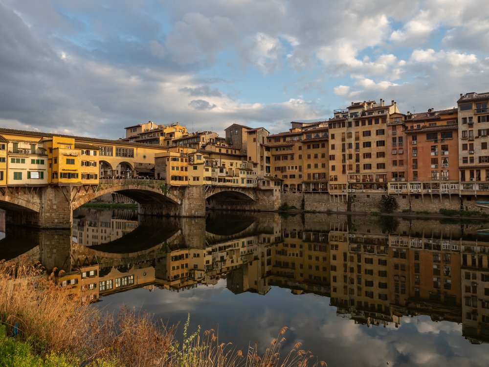 Тишина. Река Арно.