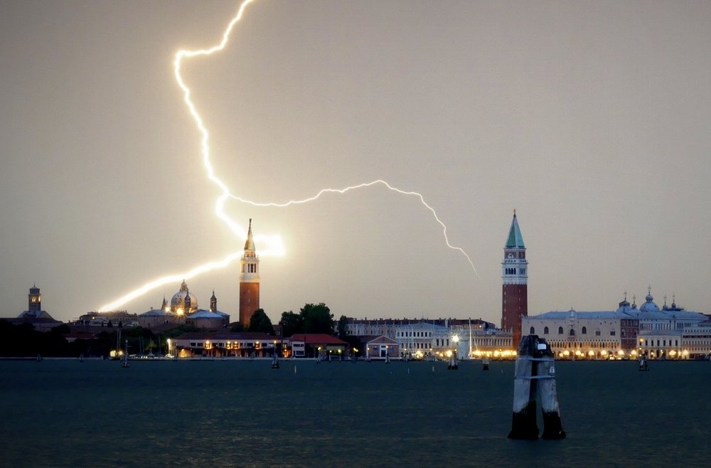 Luminosa, avvolgente bellezza...