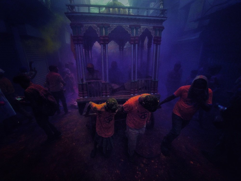 Holi Heaven
