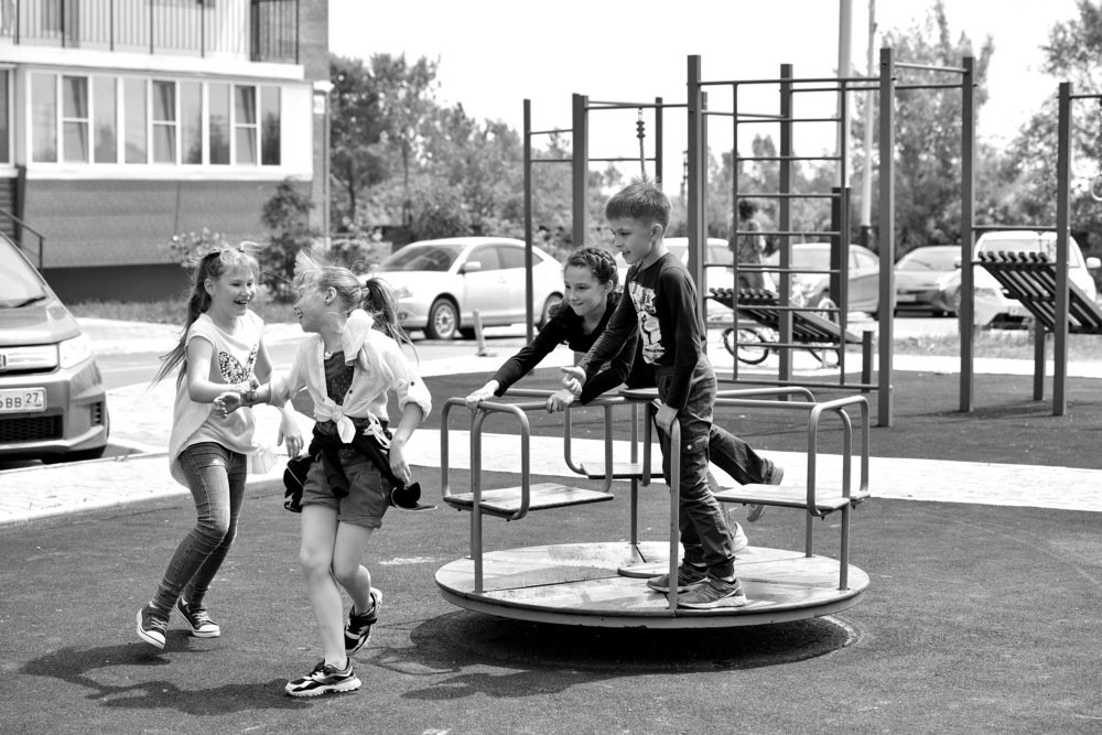 детство оно  такое