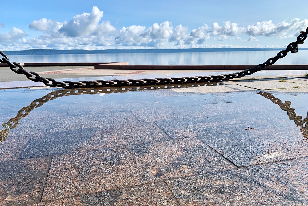 Тучки небесные, вечные странники! Степью лазурною, цепью жемчужною