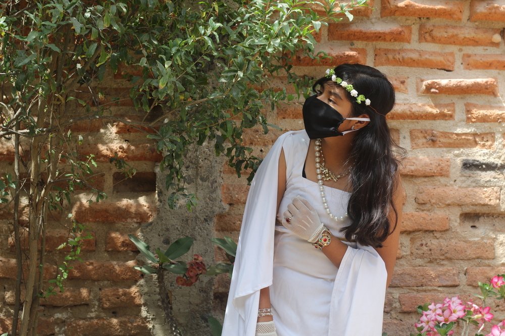 Disfruando la sombra del árbol