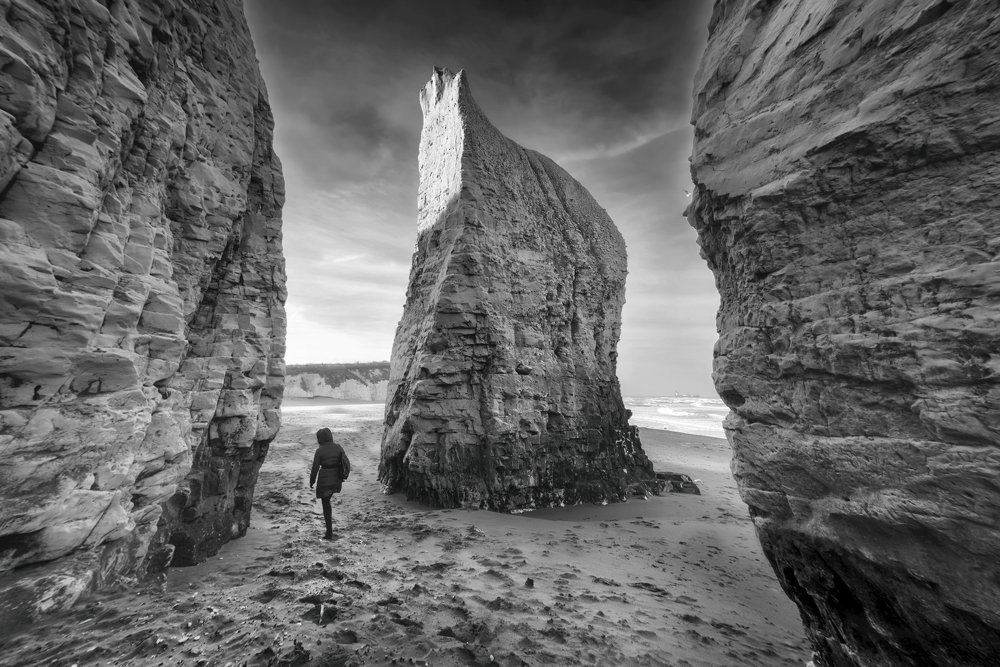 Walking through the cliffs