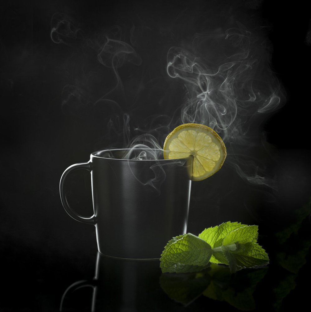 Mint tea with lemon