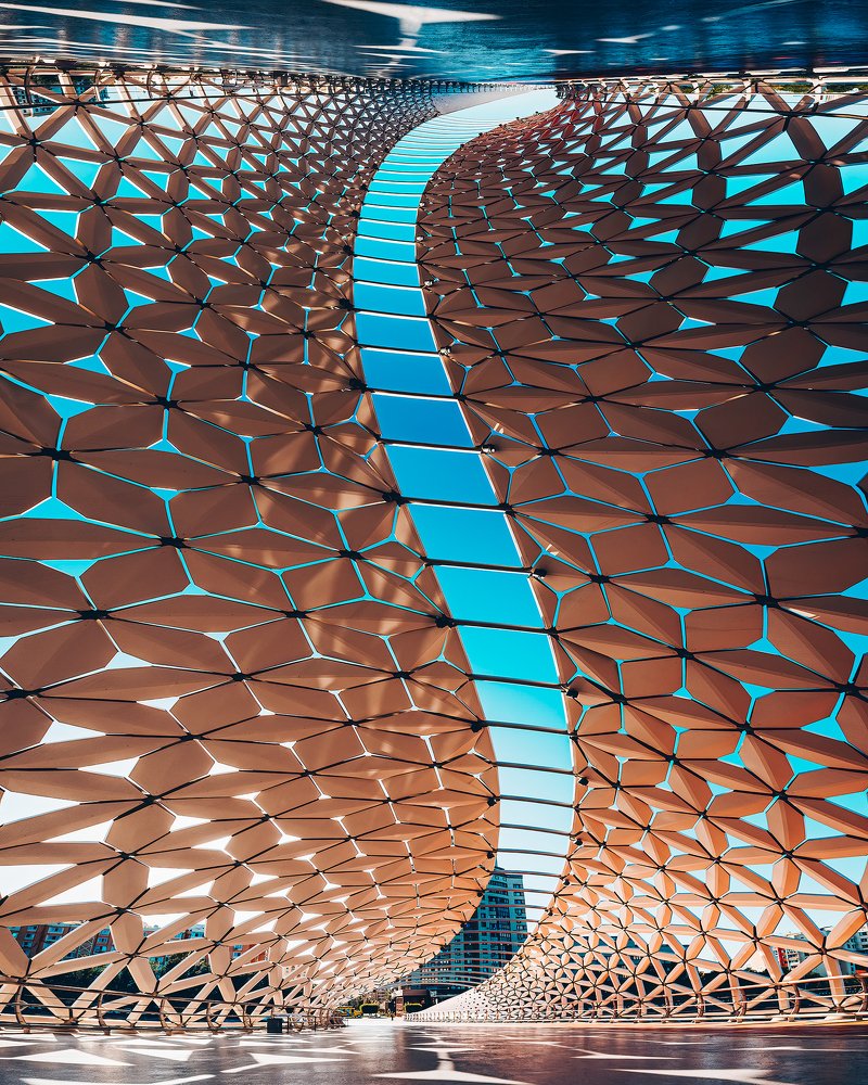 Панорама "Атырауского моста" Астана (Нур-Султан) изнутри на рассвете