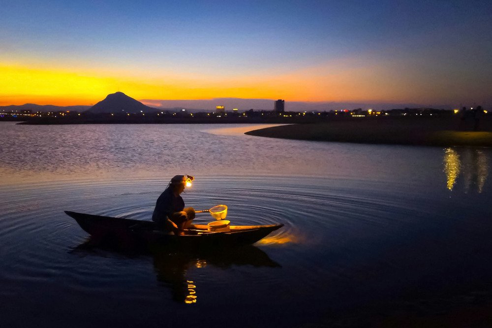 Photograph by Nguyễn Văn Hoàng