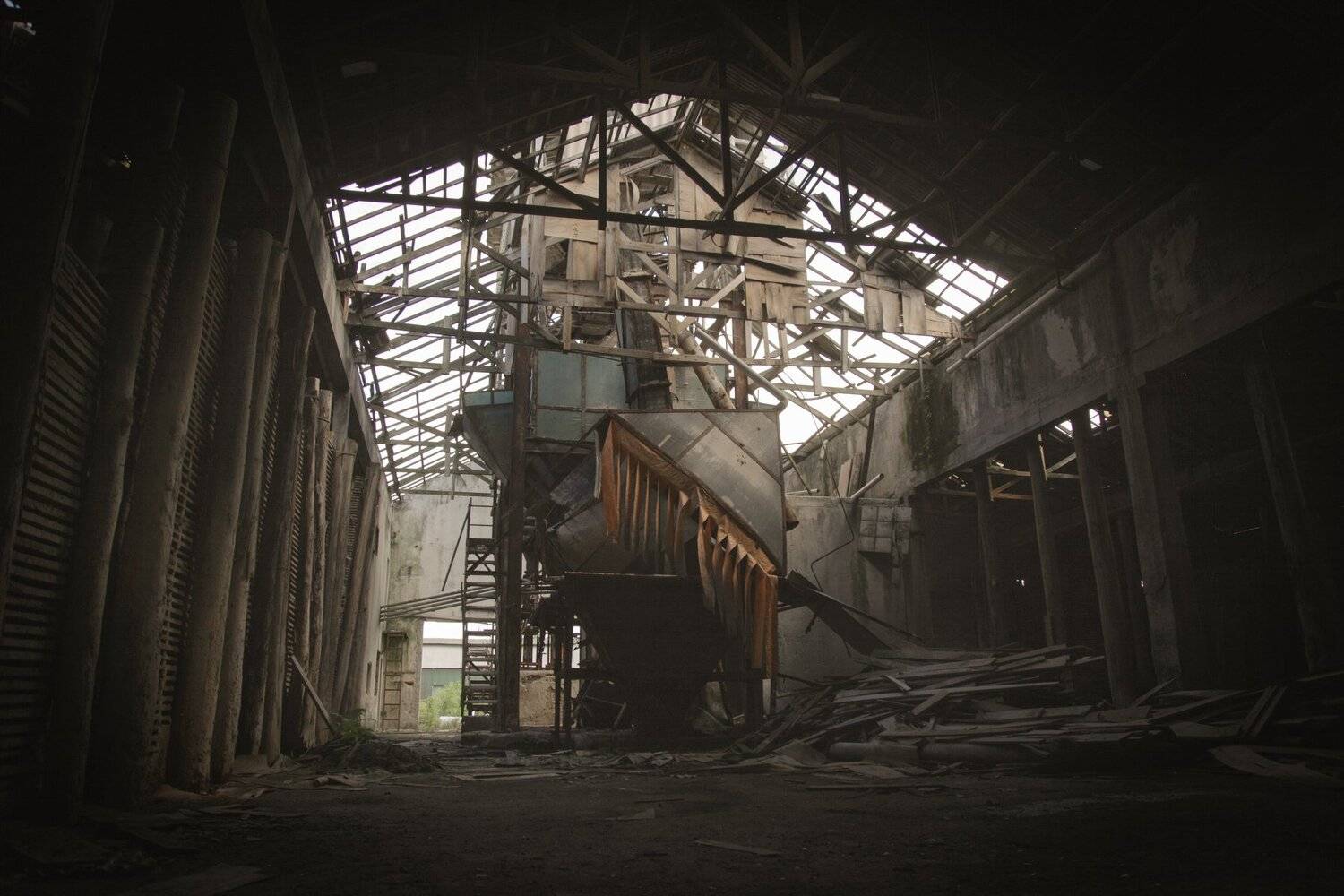 deconstructed warehouse