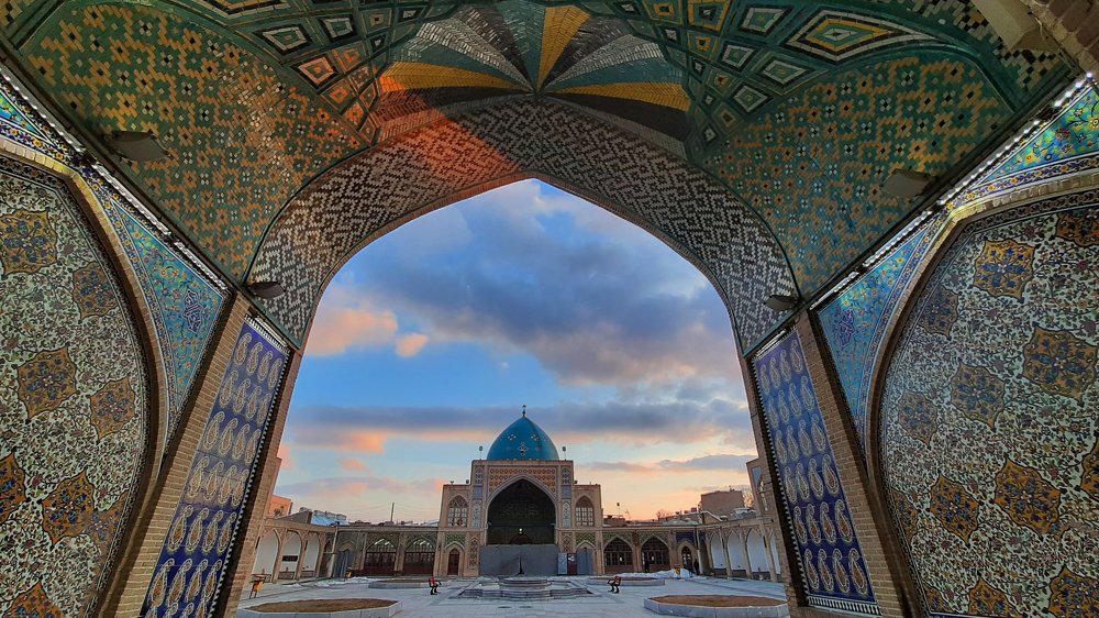 Photograph by ali bakhshi