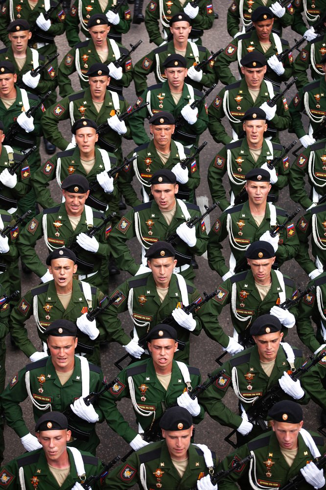 Служить России суждено Тебе и Мне