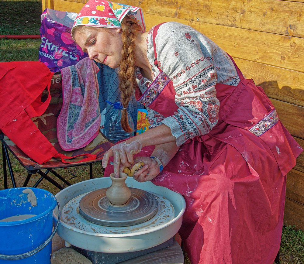 Старательный гончар