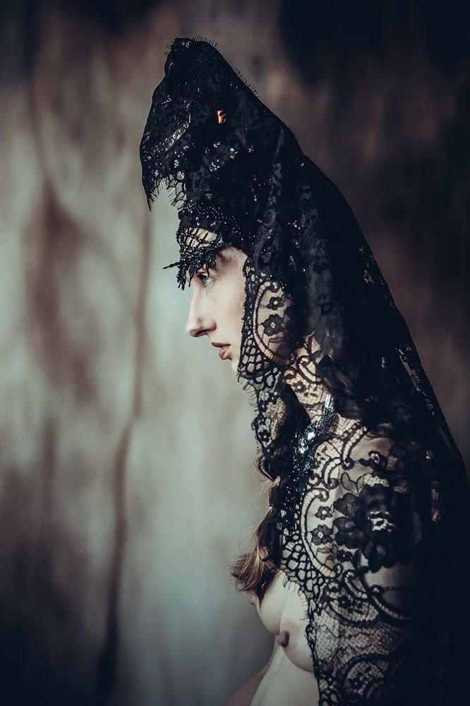 Queen of night. New moon