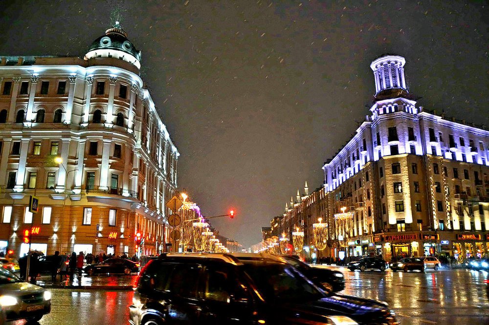 Огни ночного города.