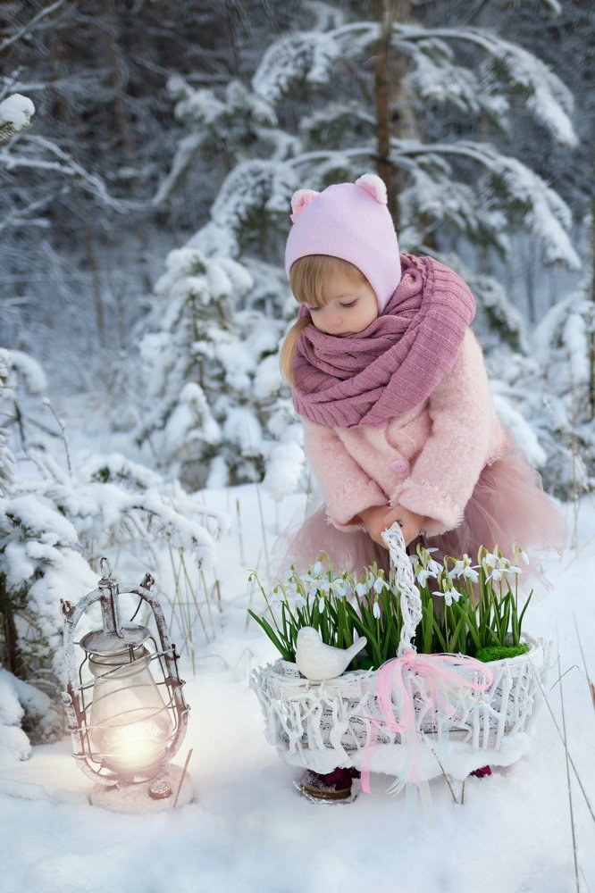 За подснежниками.