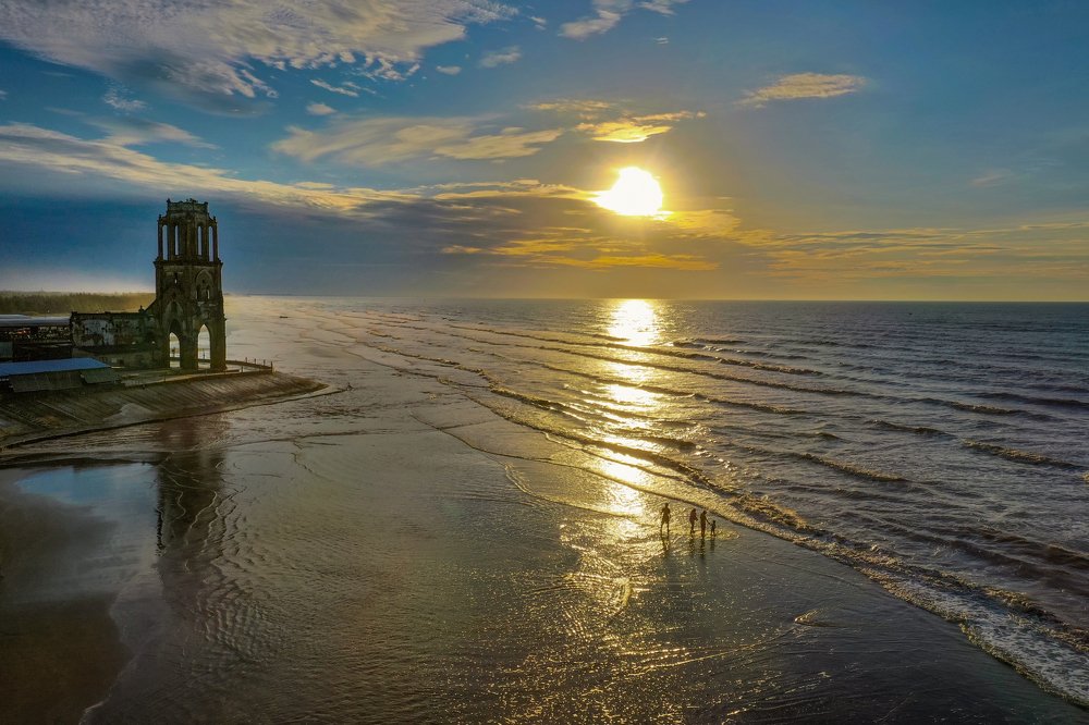 Photograph by HIEN LE