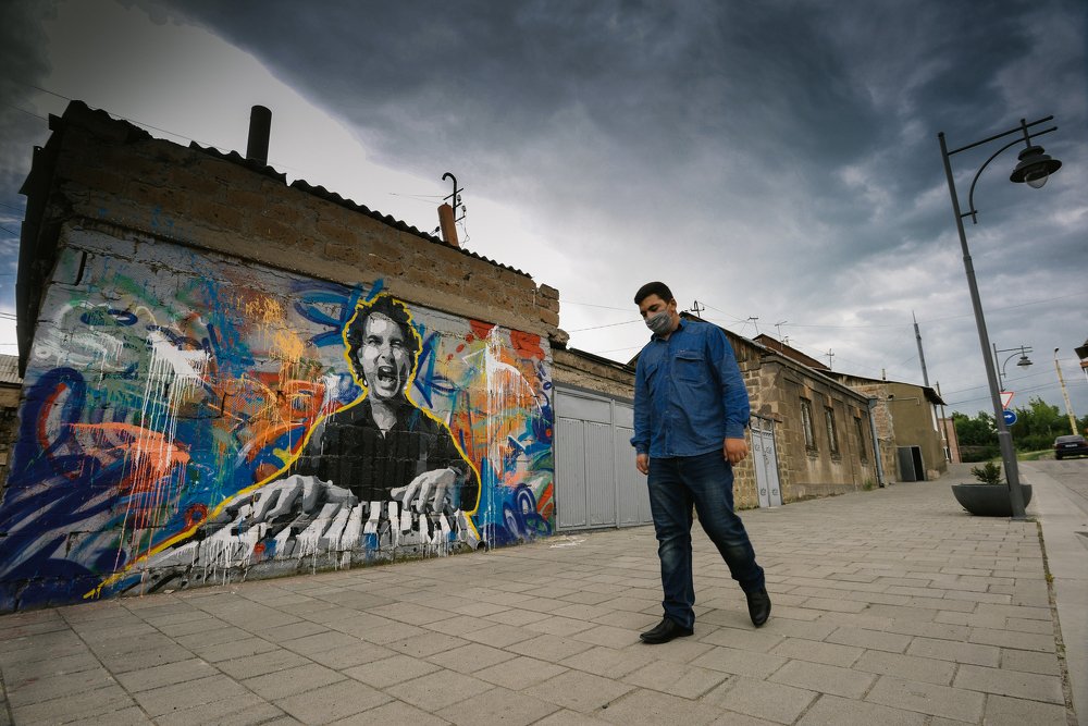 Photograph by Vazgen Asatryan