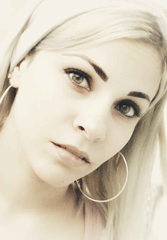 Photograph by Alberto Pavel