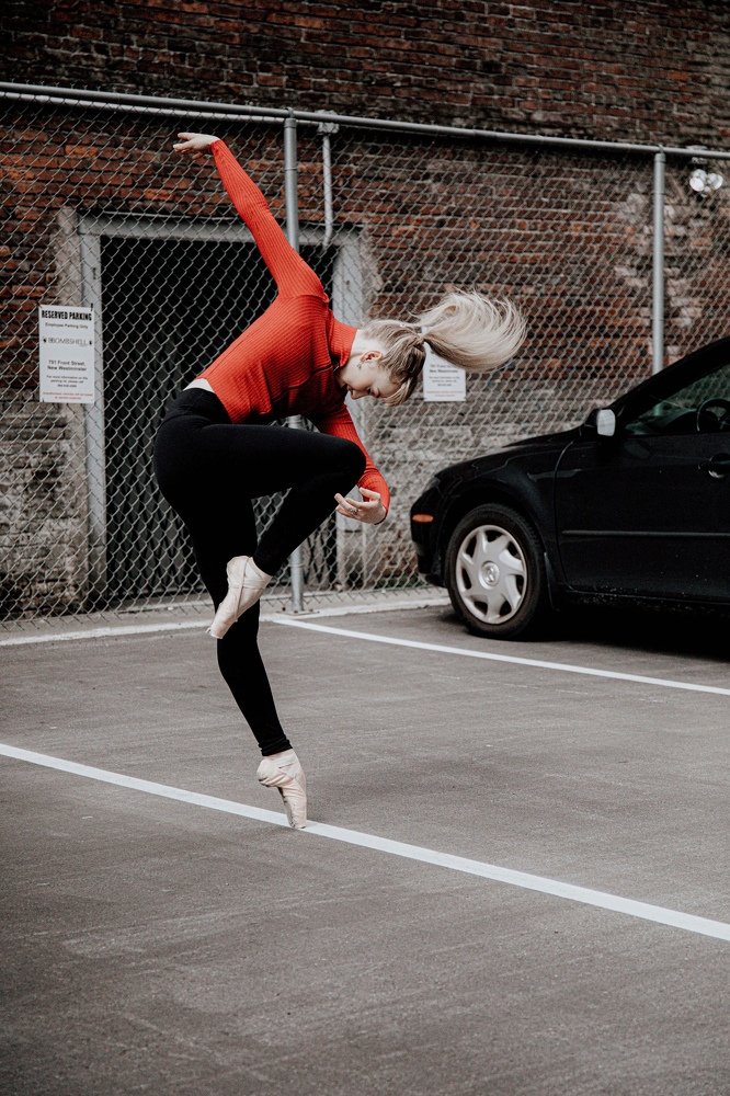 Photograph by Yana Viesulas