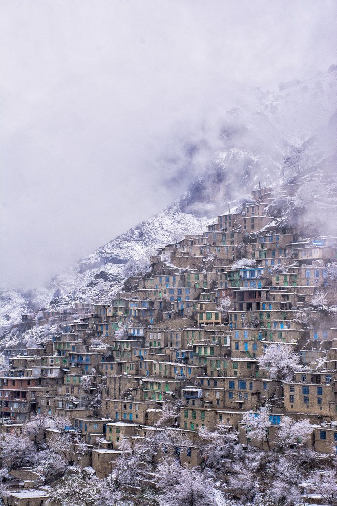 Photograph by sherko Kanisanani