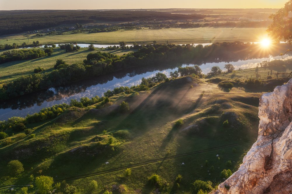 Рассвет на реке Дон