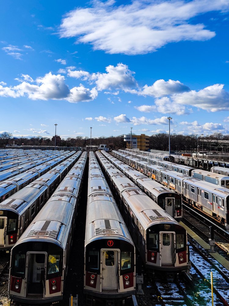 Нью-Йорк. Поезда метро на отдыхе