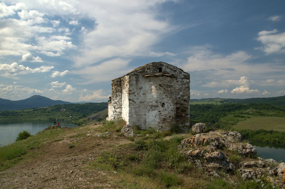 Photograph by Galya Fo-teva