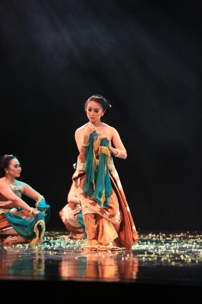 Photograph by Benny Momor