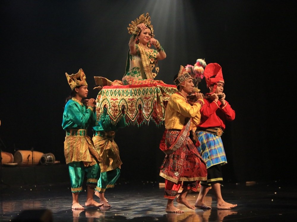 Photograph by Benny Momor