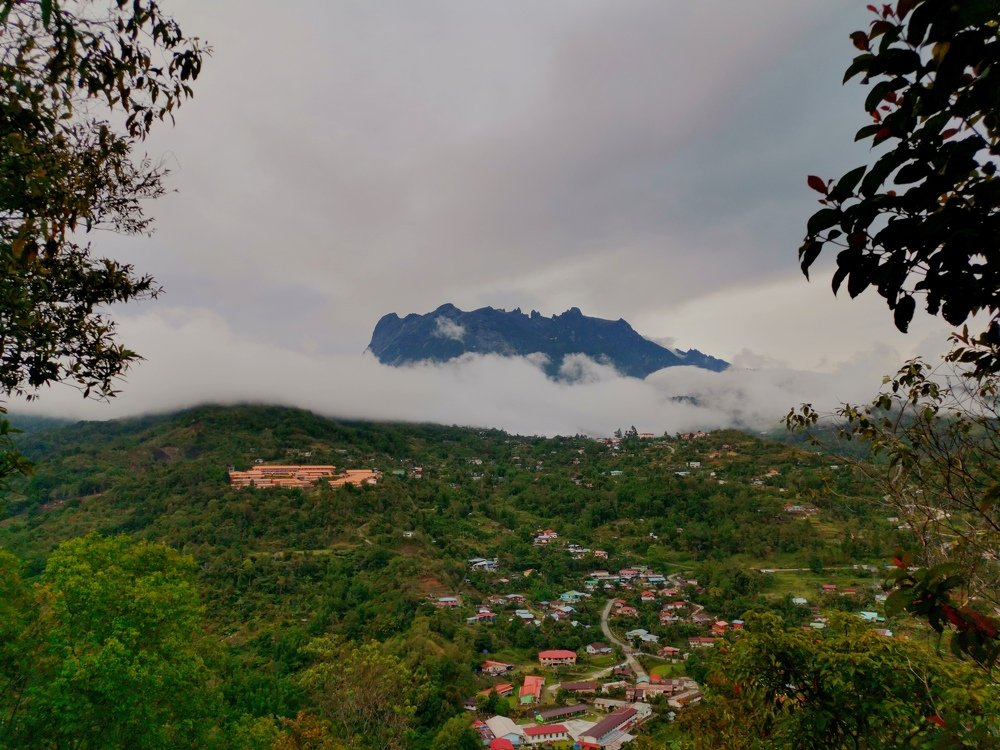 KINABALU MOUNTAIN
