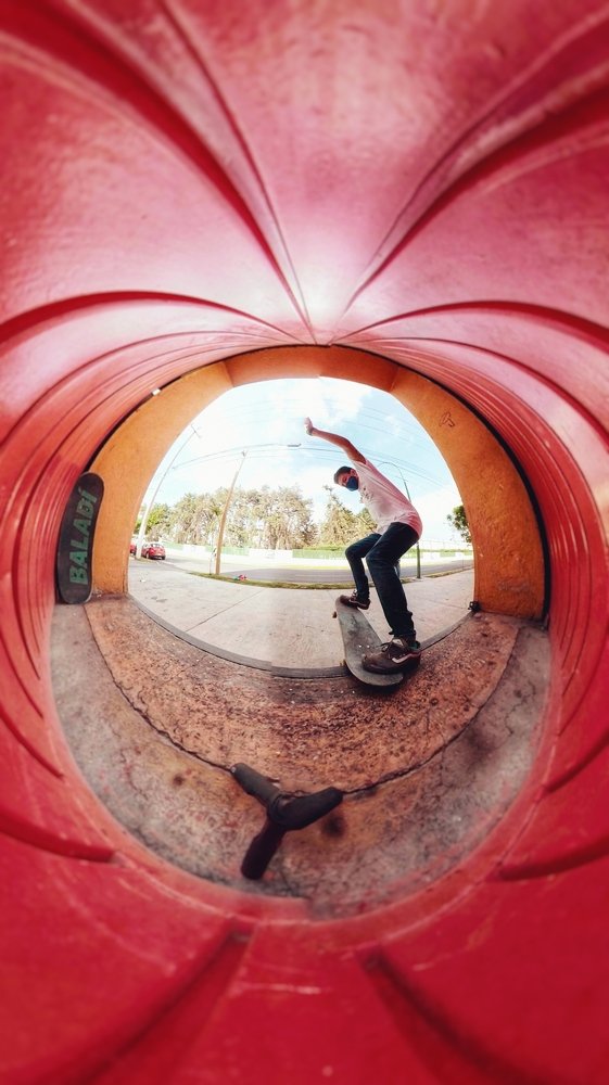 Skate, Love, Baladí