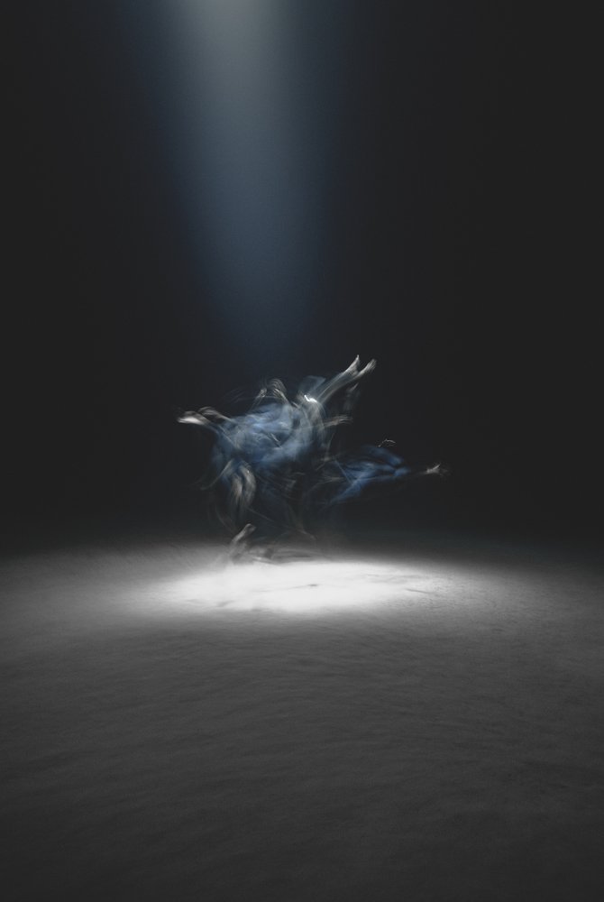 Underwater performing arts