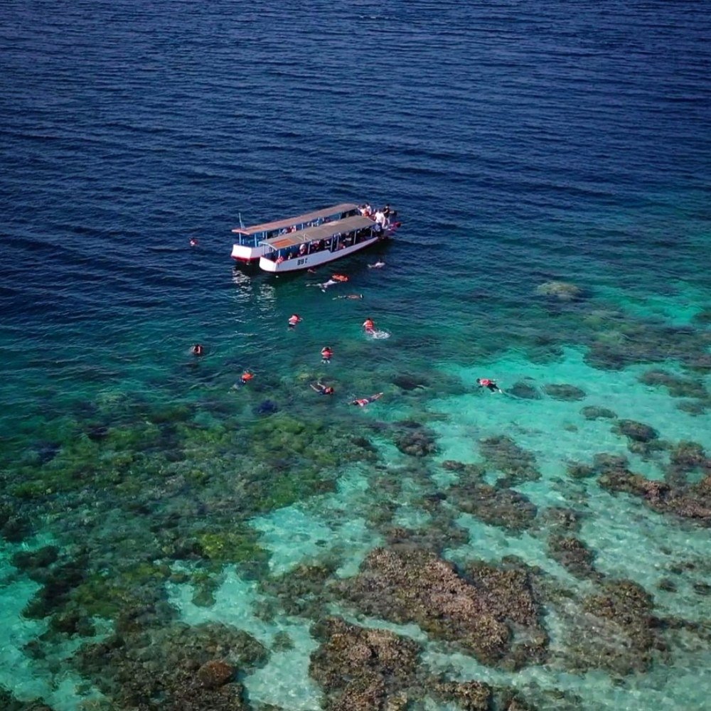 Photograph by Ages ragil